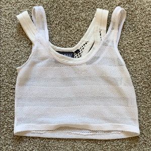 White tank easy to match
